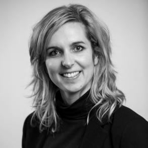 Portretfoto Anke van Burk